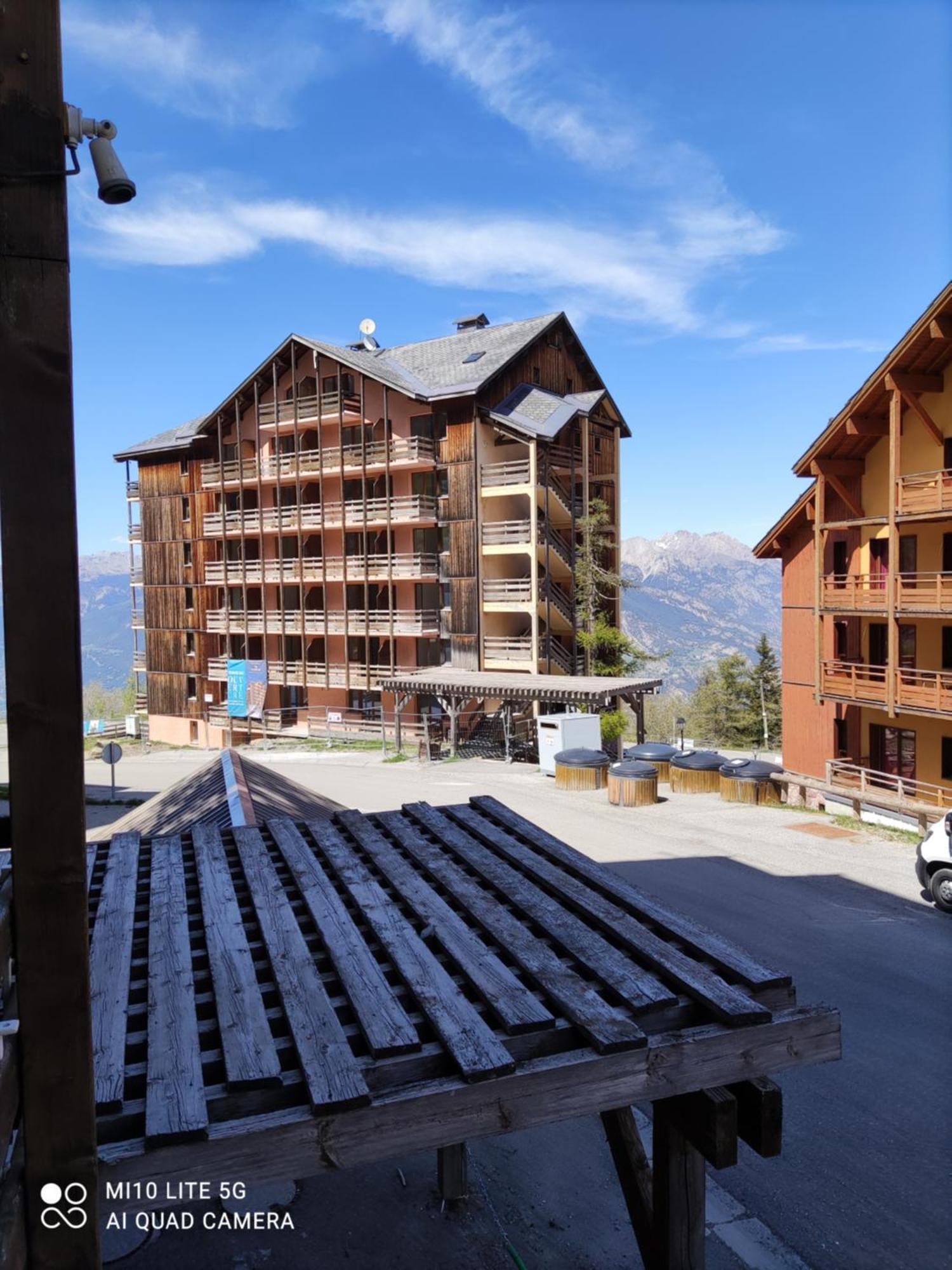 Risoul Altair Jolie T2 Confortable Skis Aux Pieds Exteriör bild