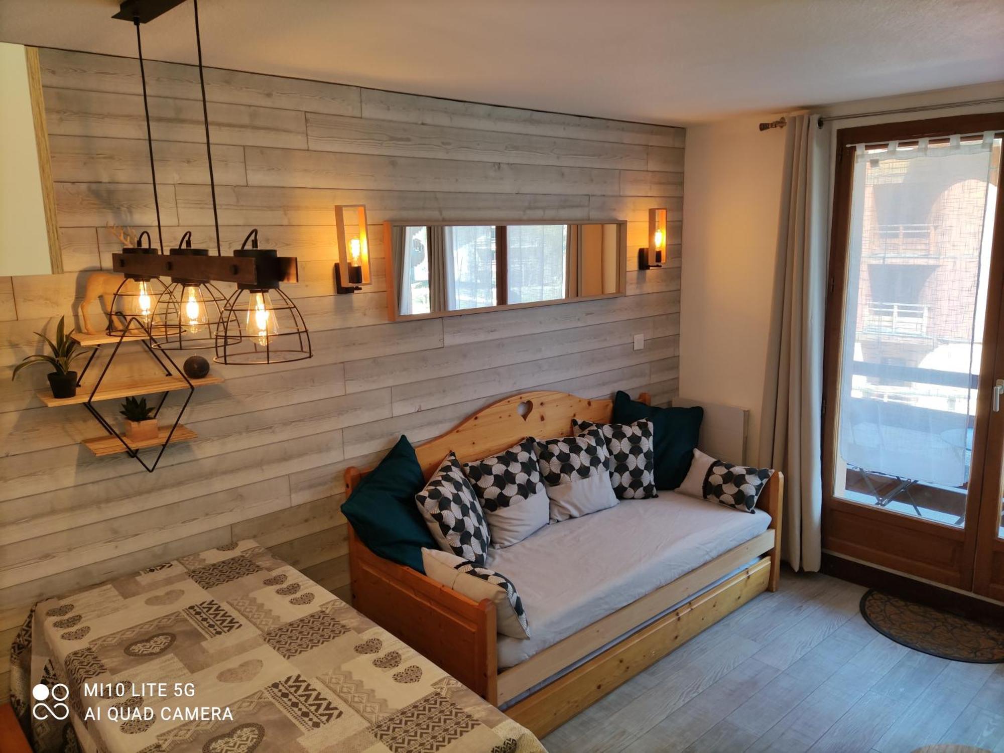 Risoul Altair Jolie T2 Confortable Skis Aux Pieds Exteriör bild